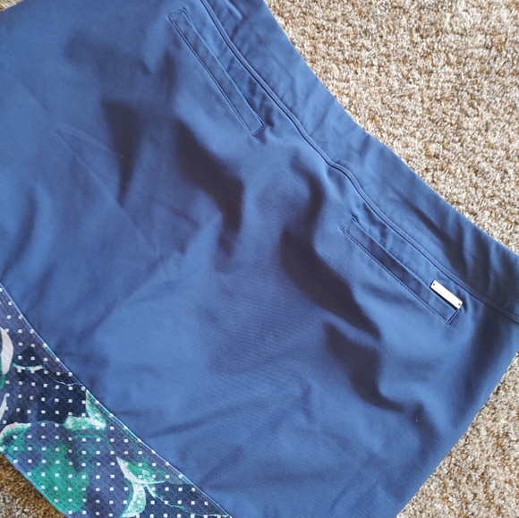 Adidas Large Skort Shorts Skirt With Floral Print! - Picture 9 of 15